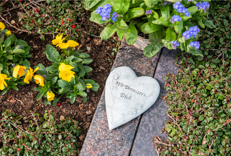 Grabgestaltung - Deko  Grabgestaltung - Deko